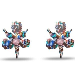 New. $168 Lele Sadoughi Small Earrings.